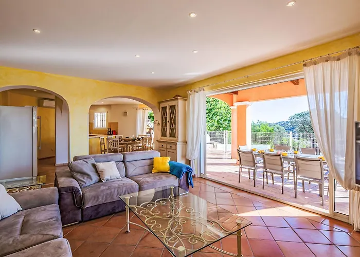 La Figuiere By Interhome *