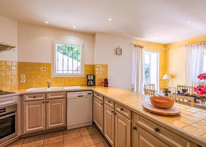 La Figuiere By Interhome